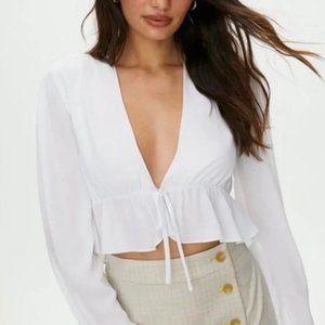 NWT Aritzia Sunday Best Tie Front Cropped Blouse (xs)